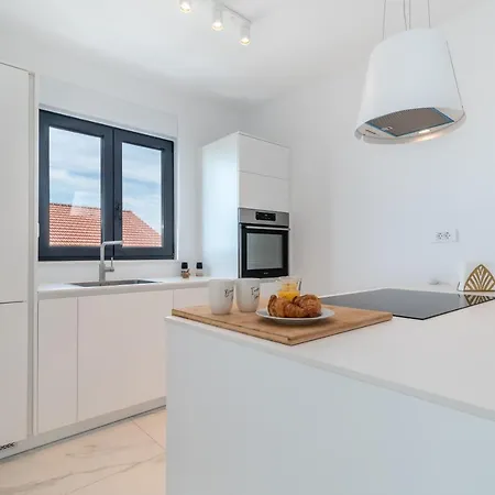 Lavender Tree - Luxury Apartament