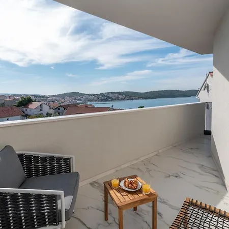 Apartment Lavender Tree - Luxury