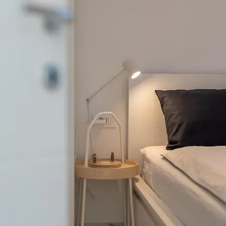 Lavender Tree - Luxury Apartment *